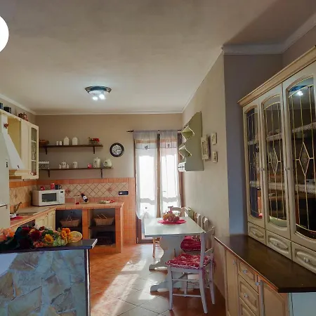 Joy House Порто-Торрес
